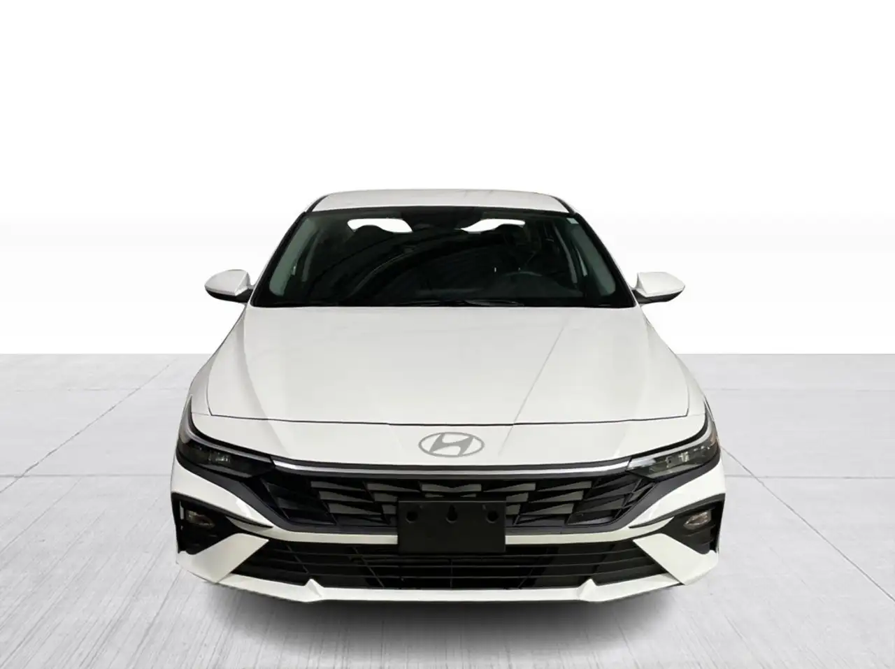 Hyundai ELANTRA fotografie Hyundai ELANTRA