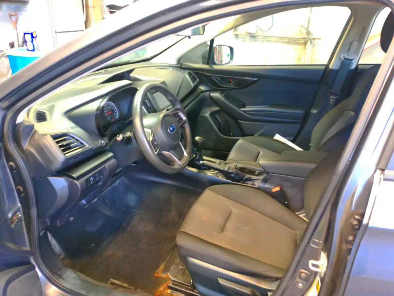 Subaru Impreza снимка Subaru Impreza