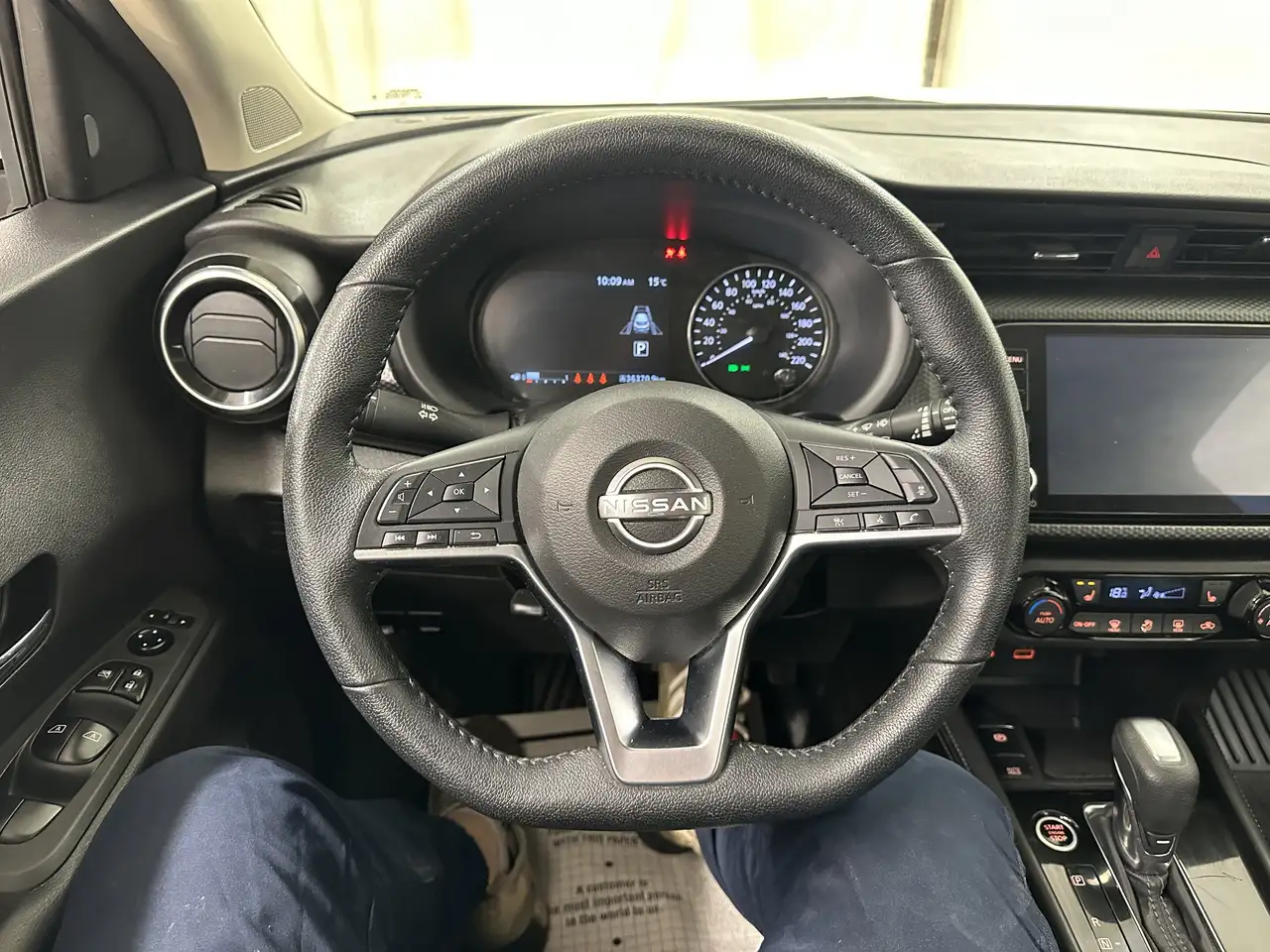 Nissan Kicks photo Nissan Kicks