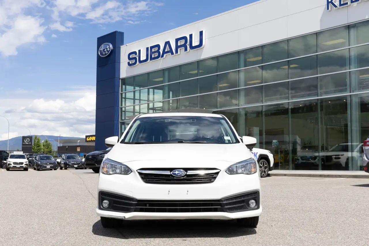 Subaru Impreza photo Subaru Impreza