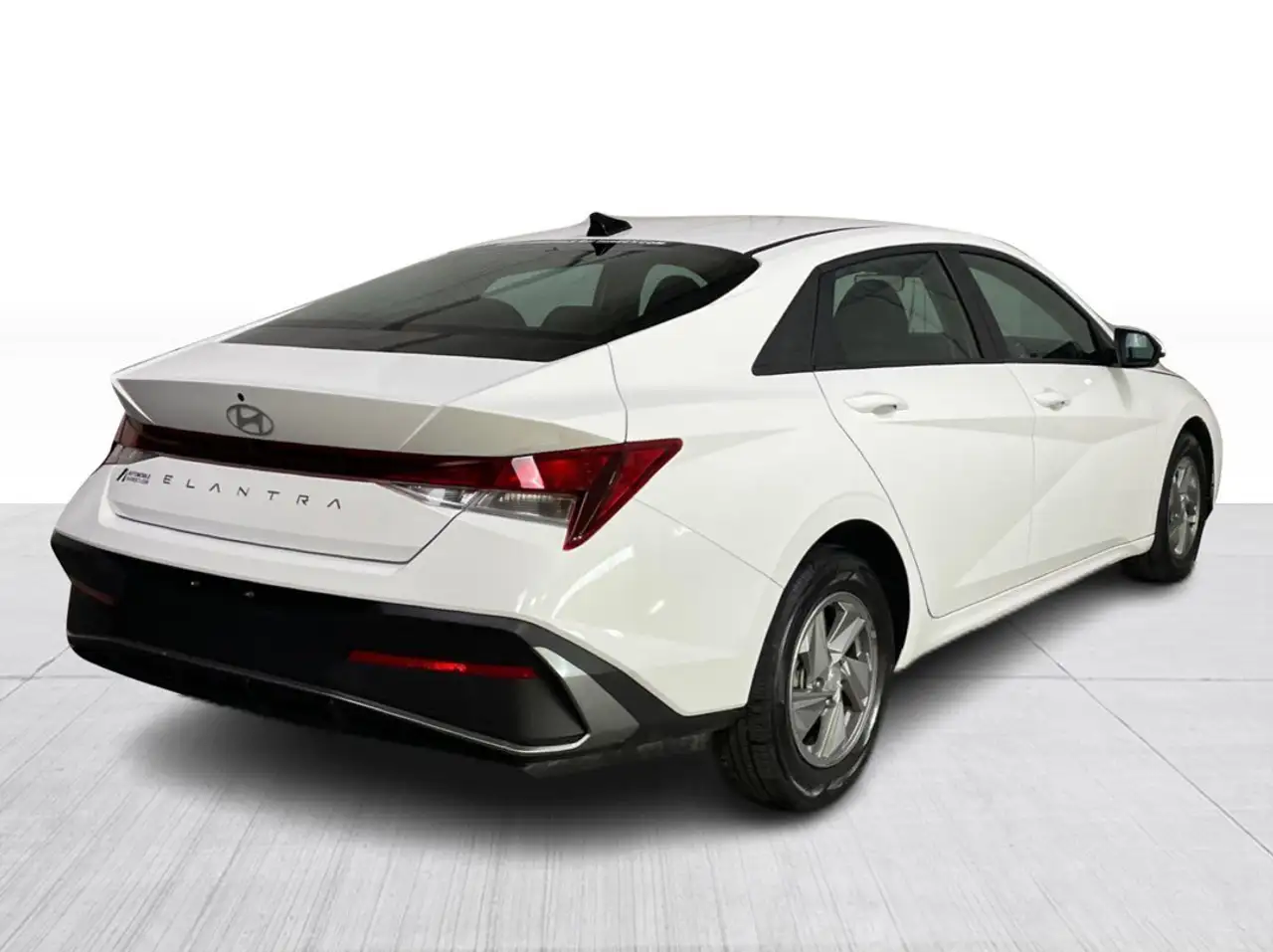 Hyundai ELANTRA fotografie Hyundai ELANTRA
