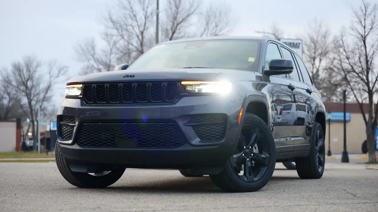 Jeep Grand Cherokee снимка Jeep Grand Cherokee