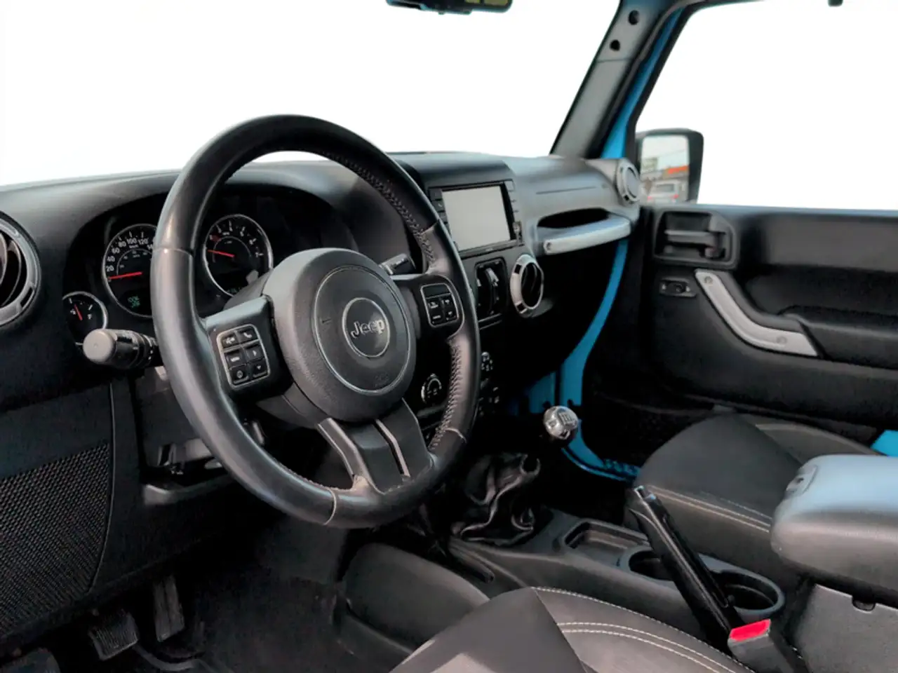 Jeep Wrangler photo Jeep Wrangler