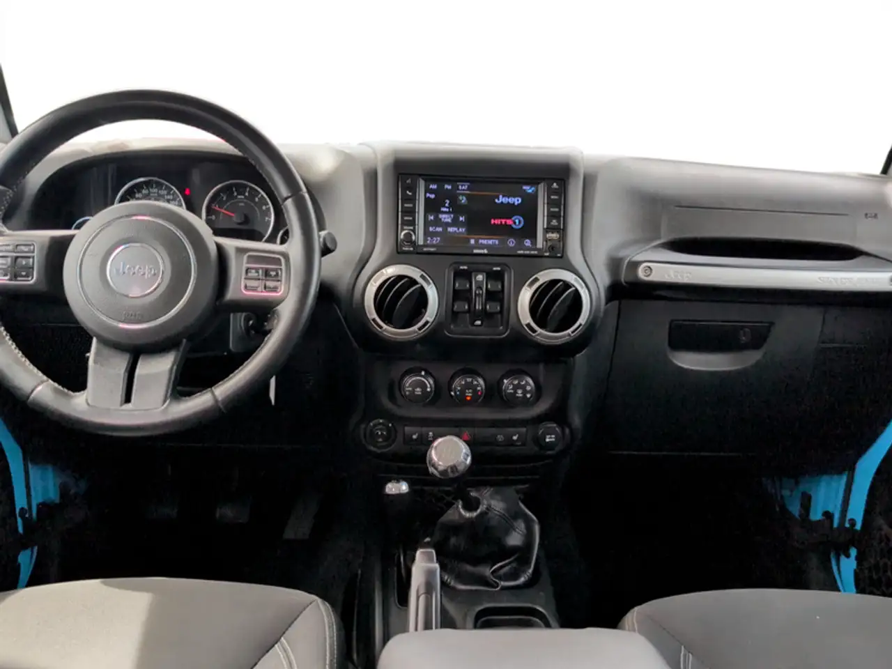 Jeep Wrangler photo Jeep Wrangler
