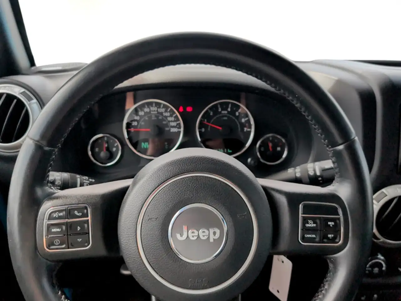 Jeep Wrangler photo Jeep Wrangler