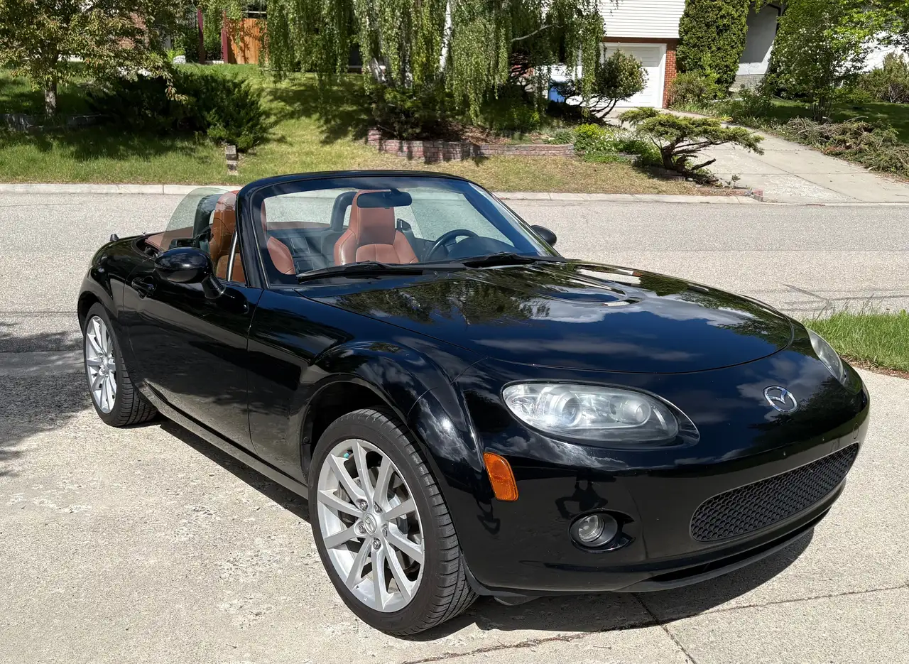 2006 Mazda MX-5 Miata