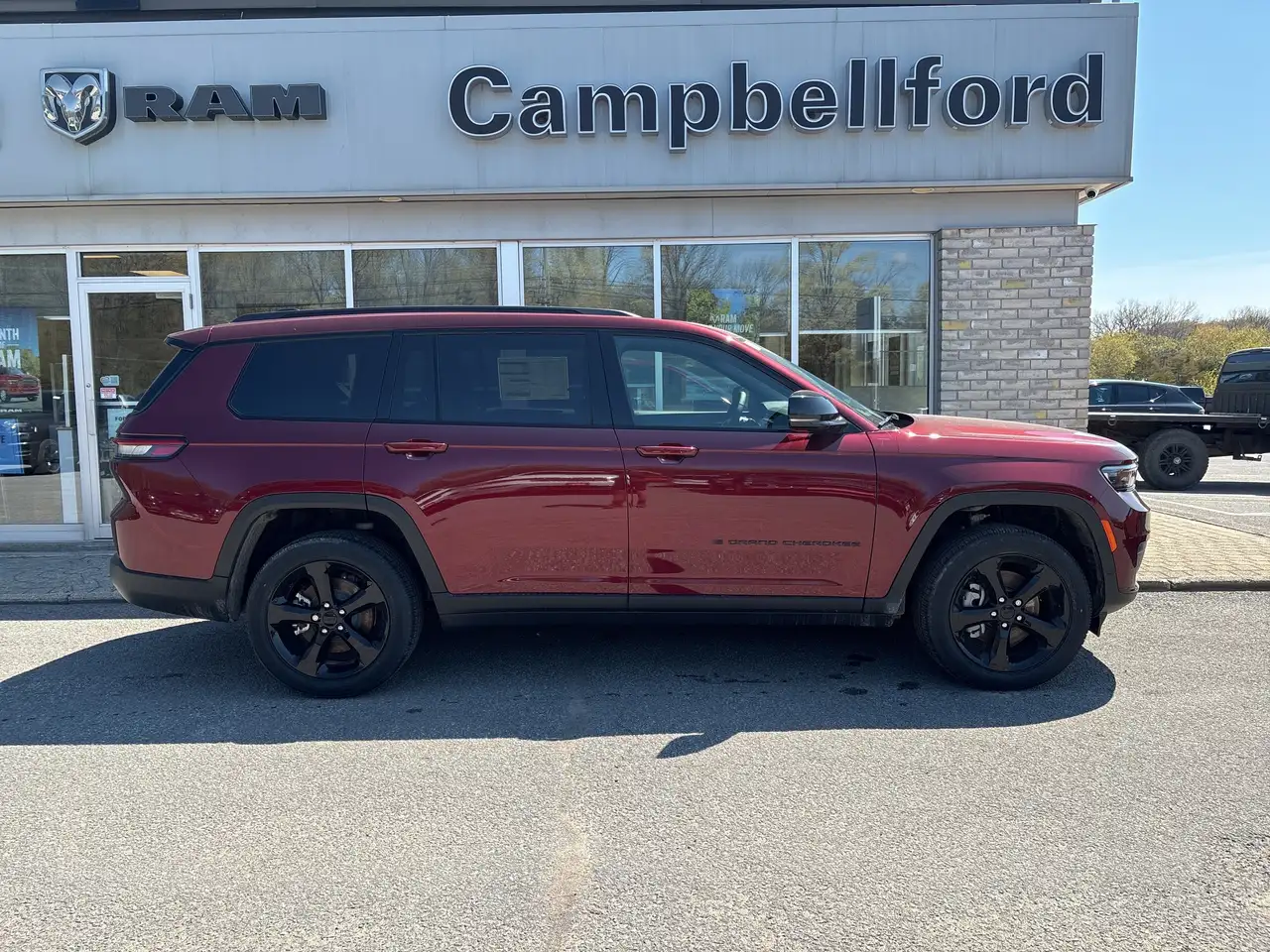 Jeep Grand Cherokee photo Jeep Grand Cherokee