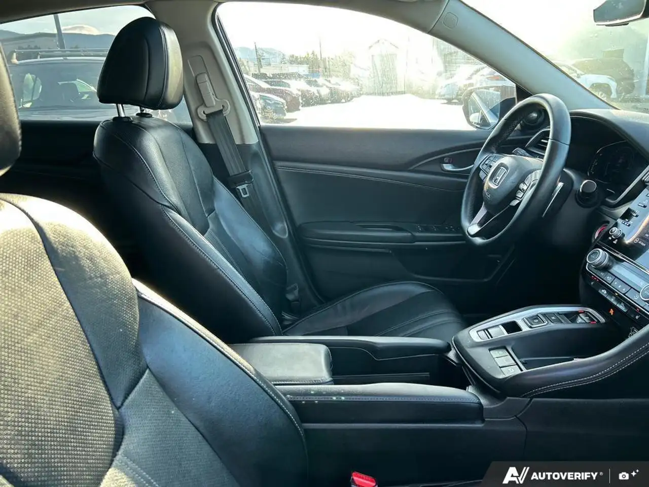 Honda Insight снимка Honda Insight