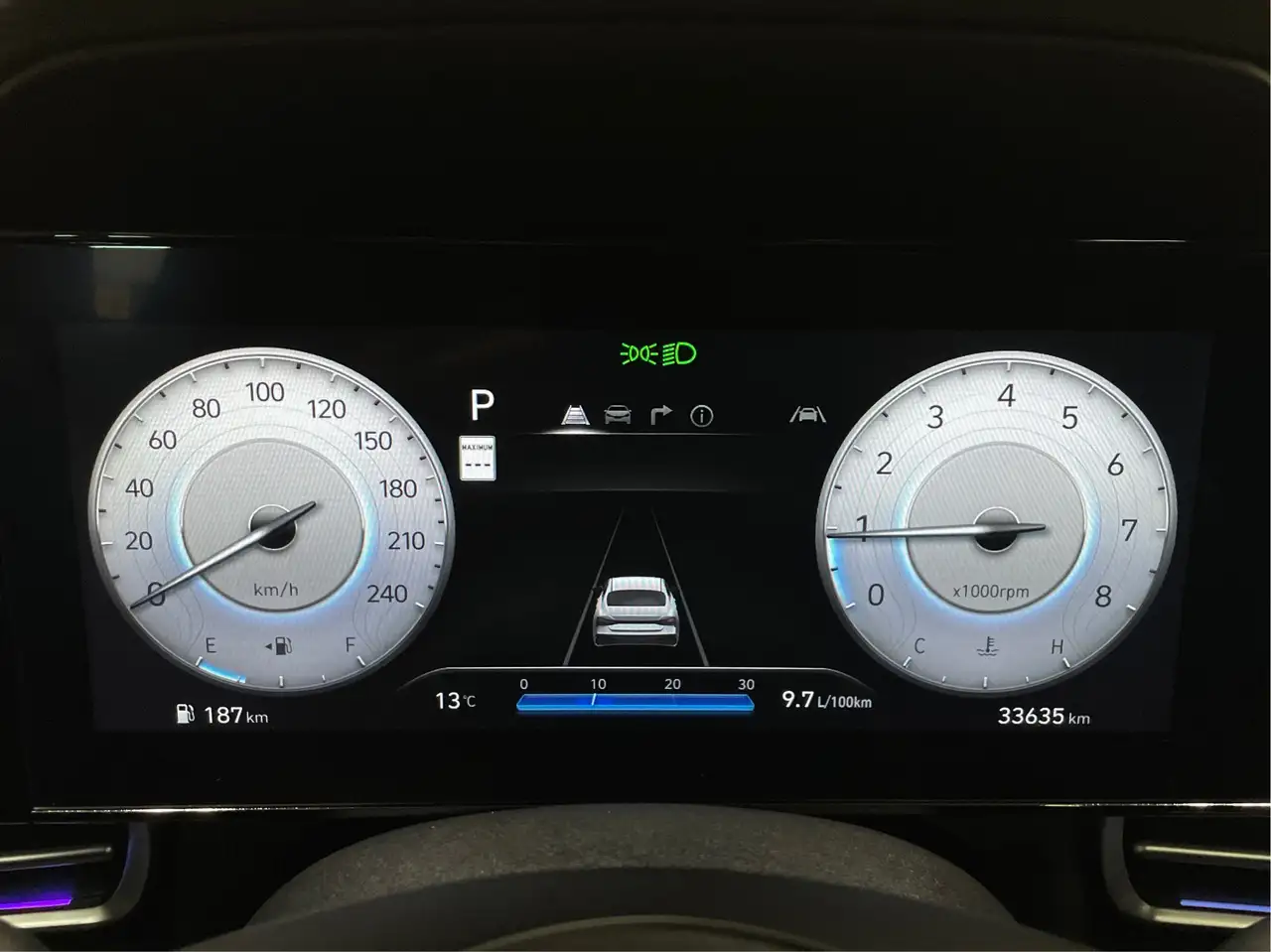 Hyundai ELANTRA снимка Hyundai ELANTRA