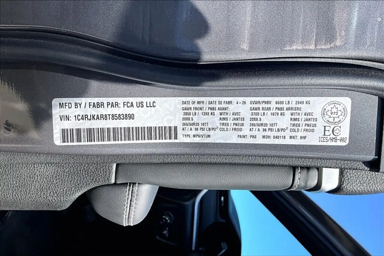 Jeep Grand Cherokee снимка Jeep Grand Cherokee