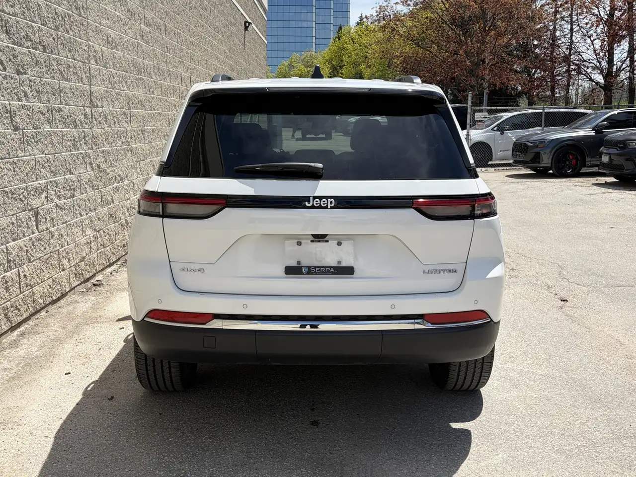 Jeep Grand Cherokee снимка Jeep Grand Cherokee