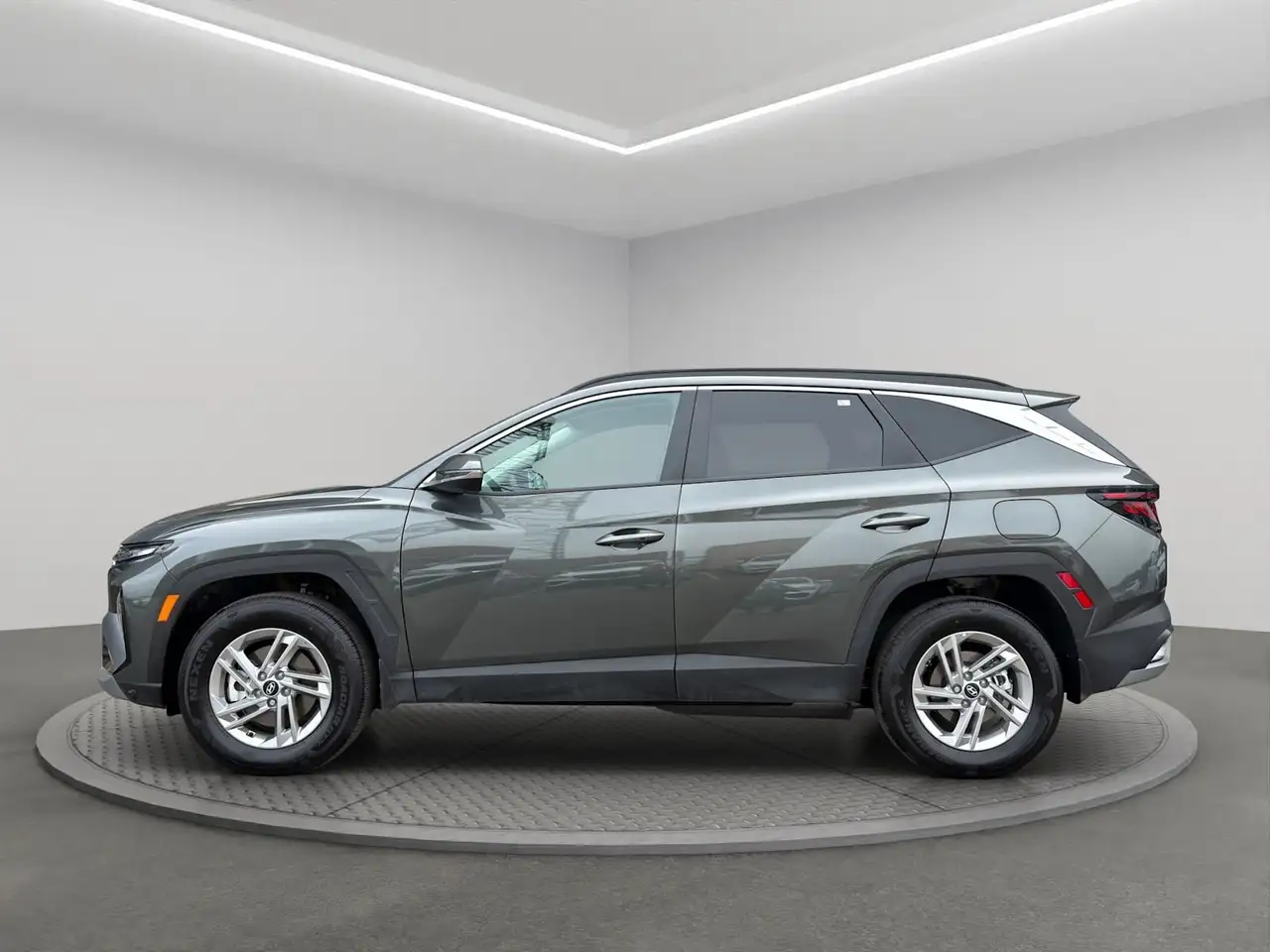 Hyundai TUCSON снимка Hyundai TUCSON