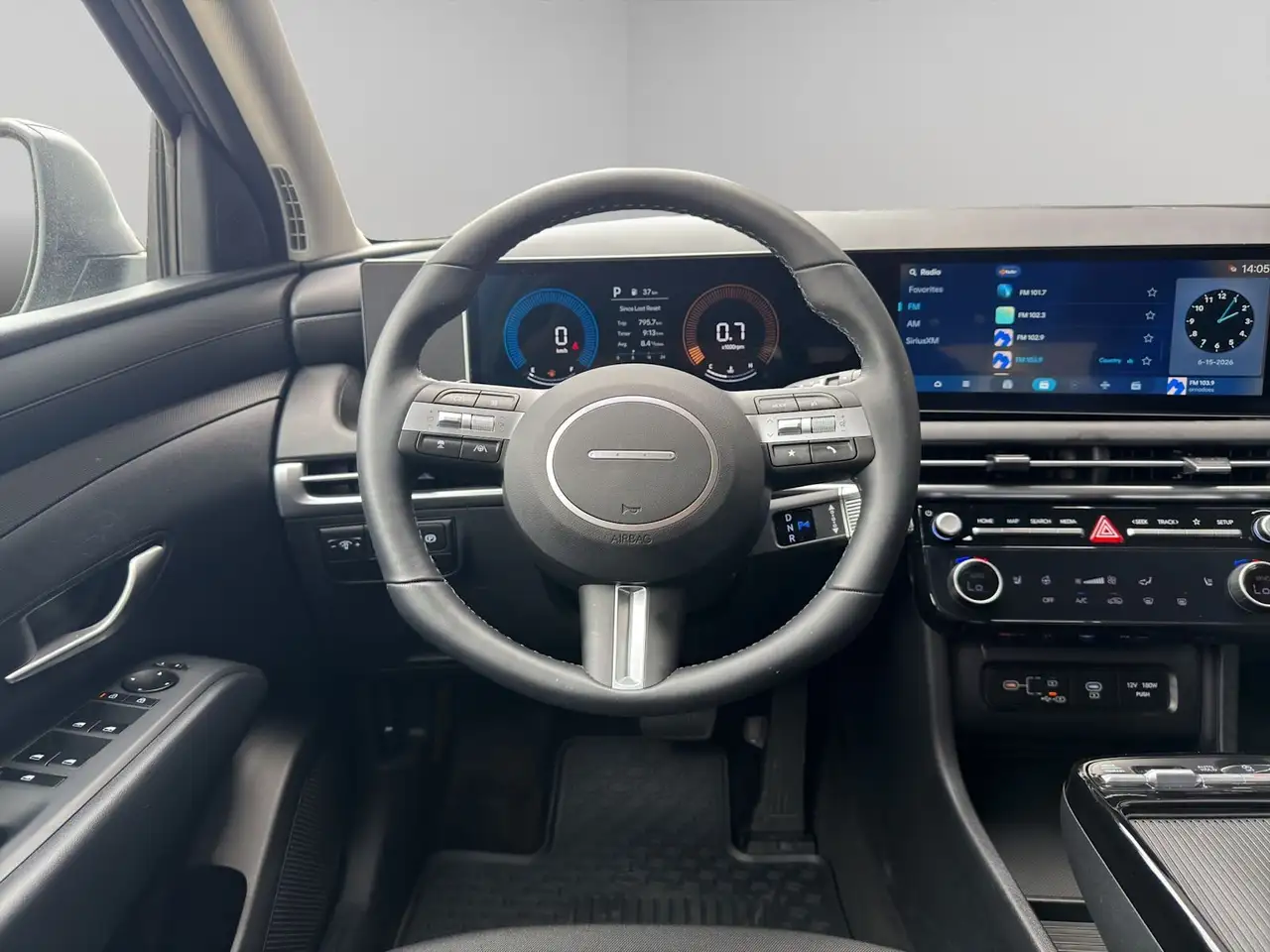Hyundai TUCSON снимка Hyundai TUCSON