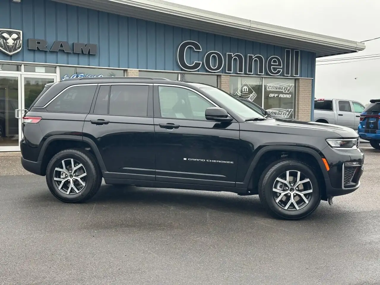 Jeep Grand Cherokee photo Jeep Grand Cherokee