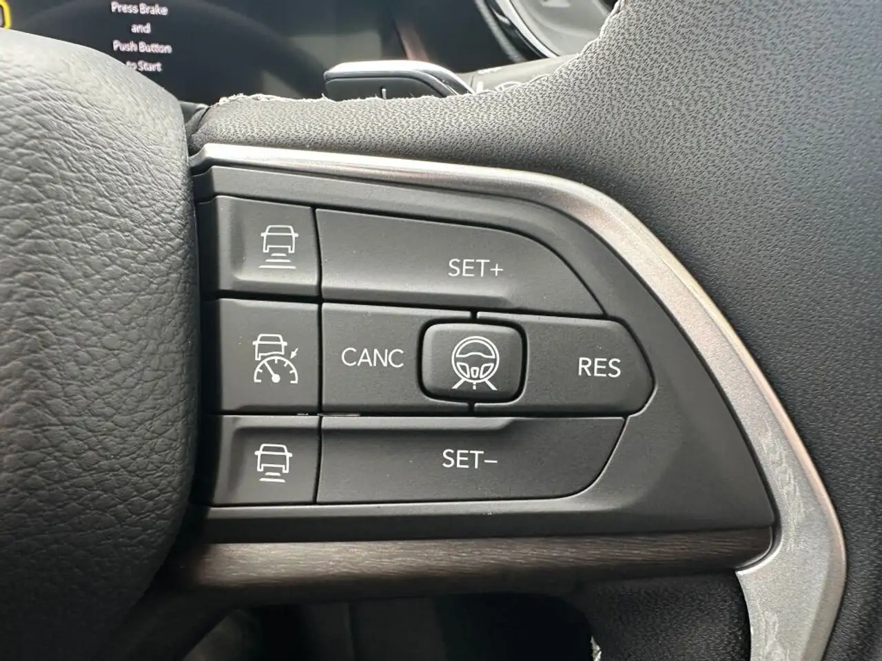 Jeep Grand Cherokee photo Jeep Grand Cherokee