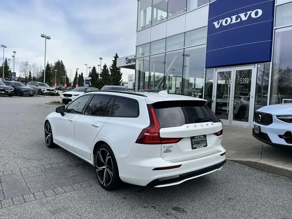 Volvo V60 снимка Volvo V60