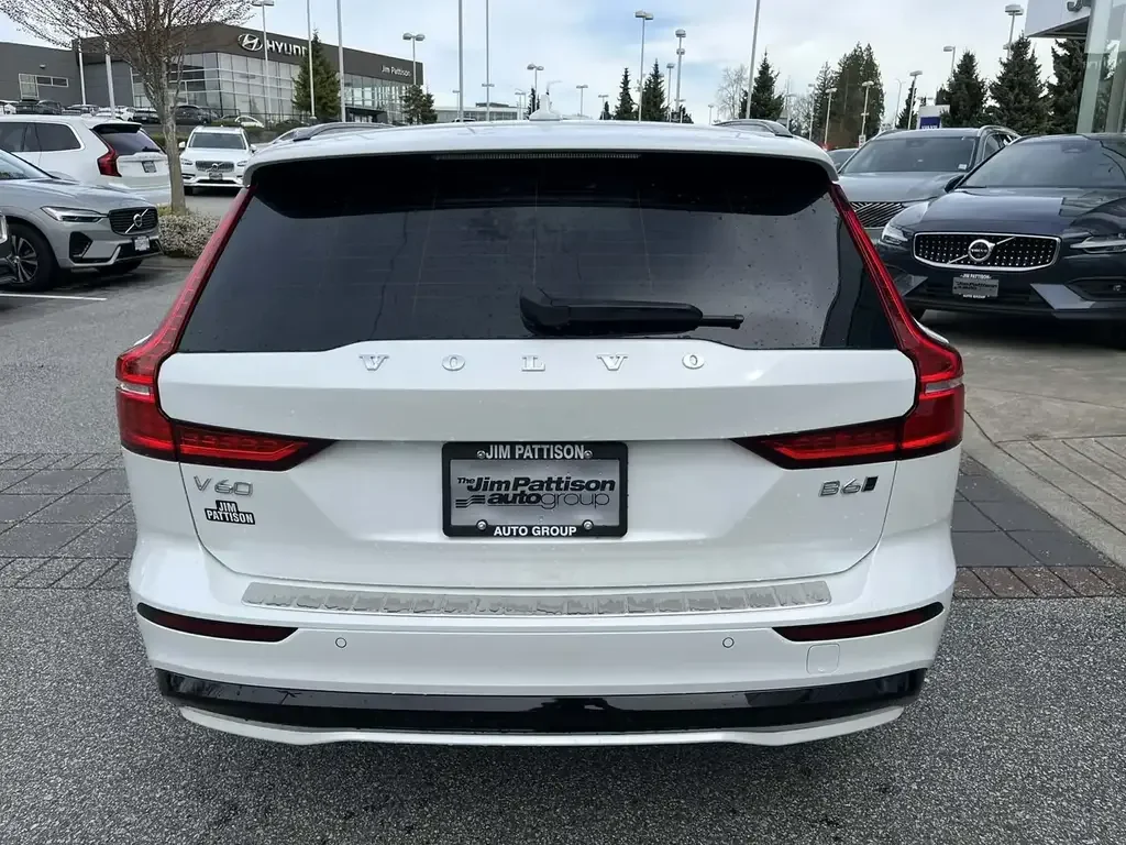 Volvo V60 снимка Volvo V60