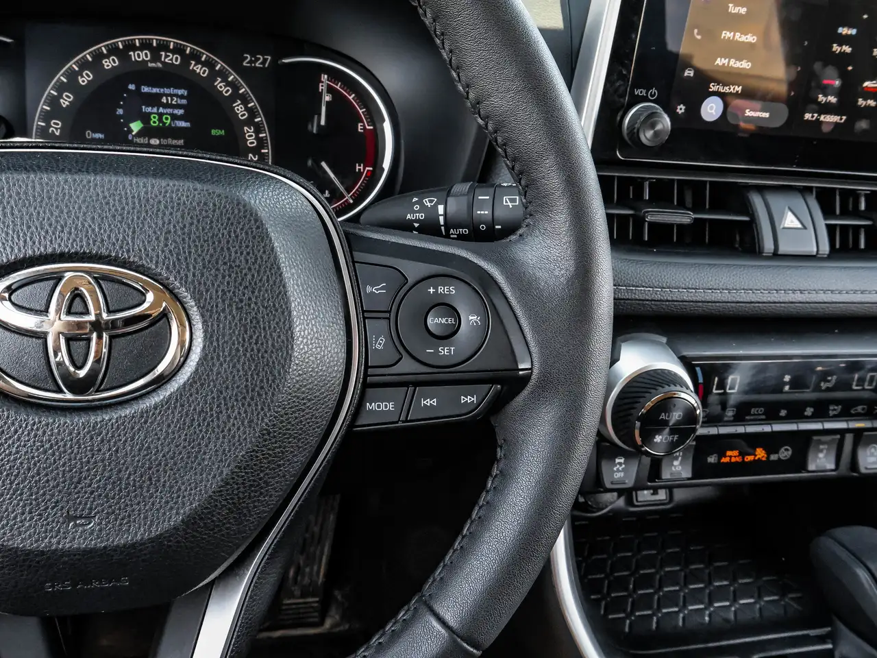 Toyota RAV 4 снимка Toyota RAV 4