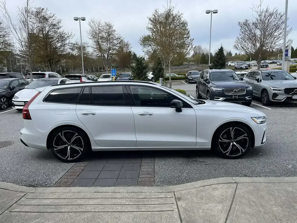 Volvo V60 снимка Volvo V60