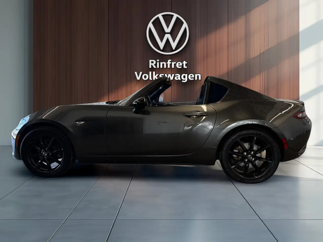 Mazda MX-5 Miata photo Mazda MX-5 Miata