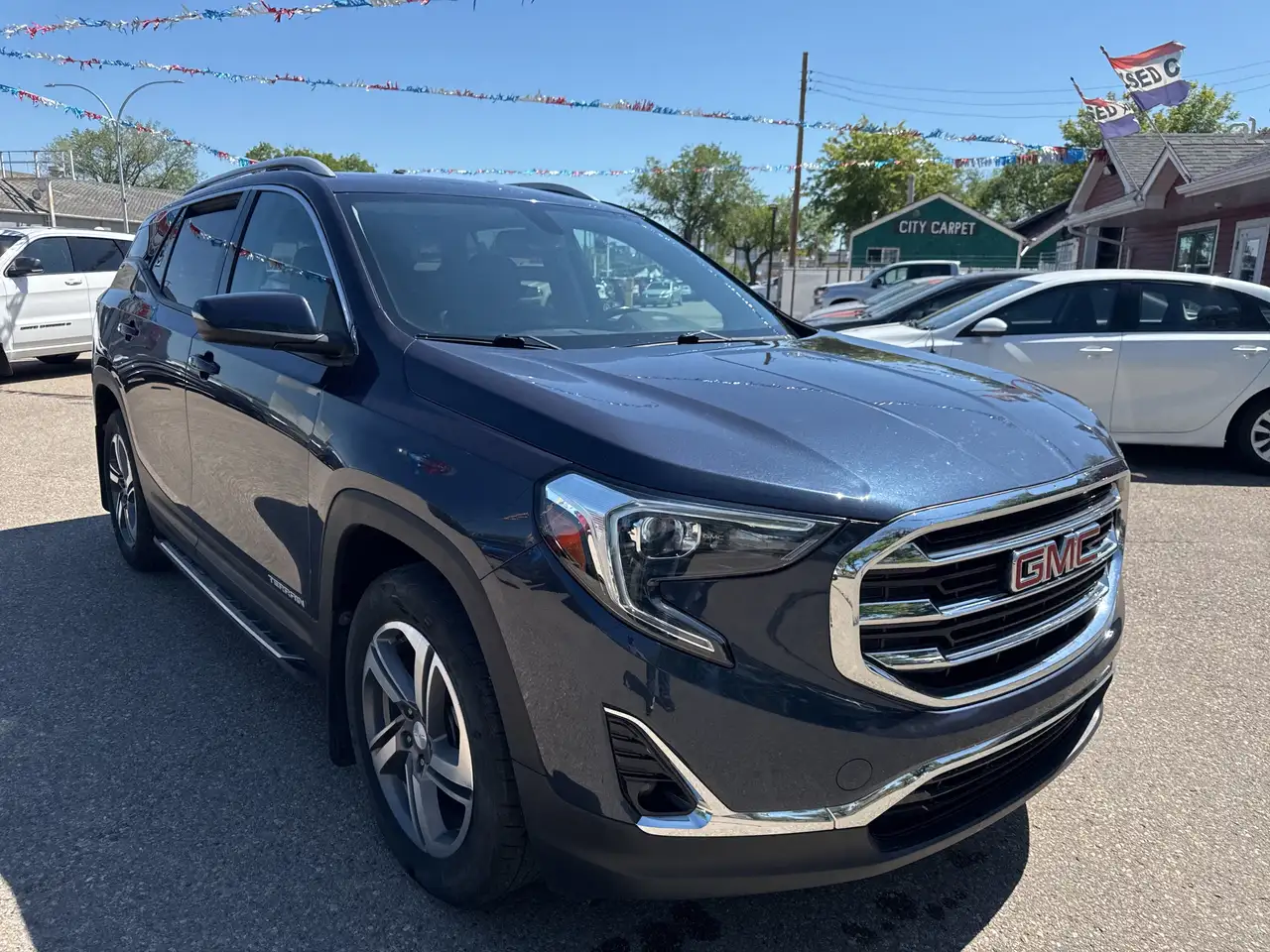 GMC Terrain photo GMC Terrain