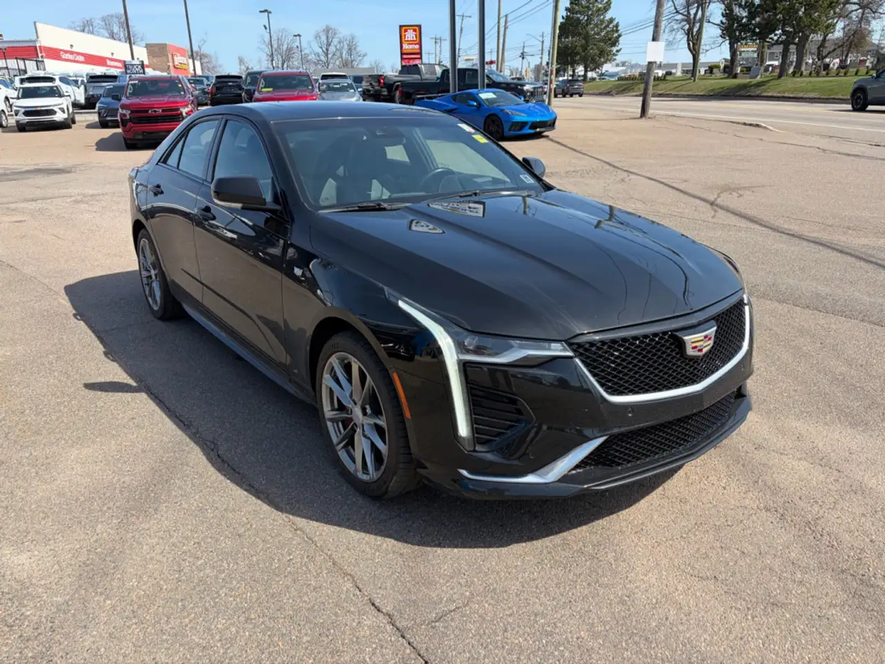 Cadillac CT4 photo Cadillac CT4