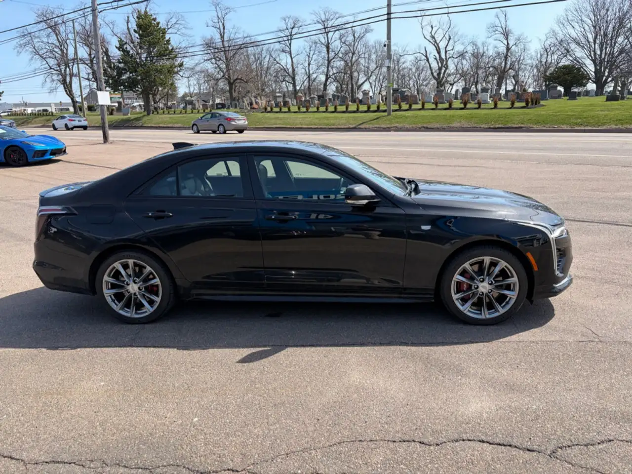 Cadillac CT4 photo Cadillac CT4