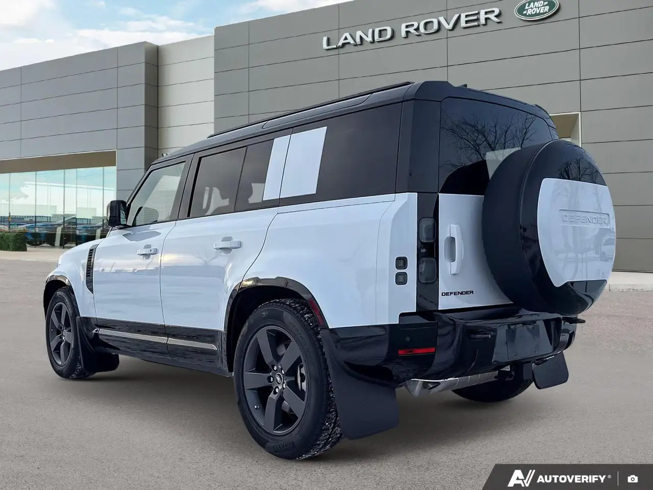 Land Rover Defender снимка Land Rover Defender