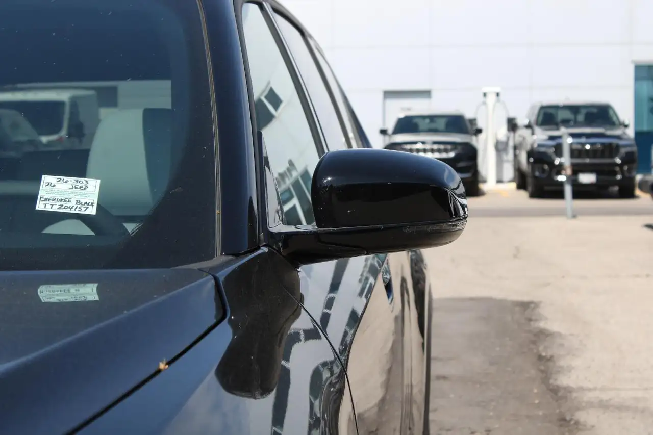 Jeep Cherokee photo Jeep Cherokee