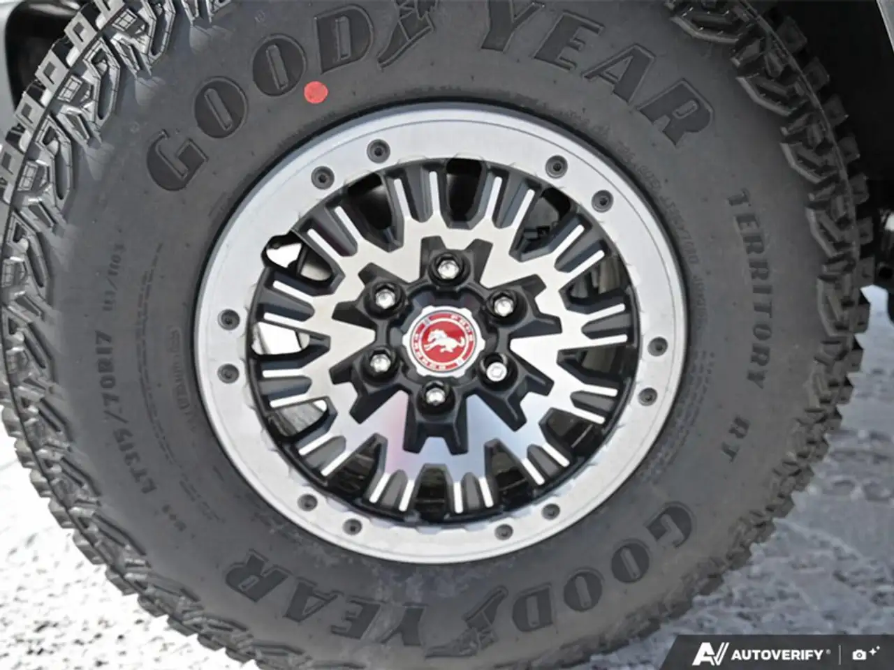 Ford Bronco photo Ford Bronco