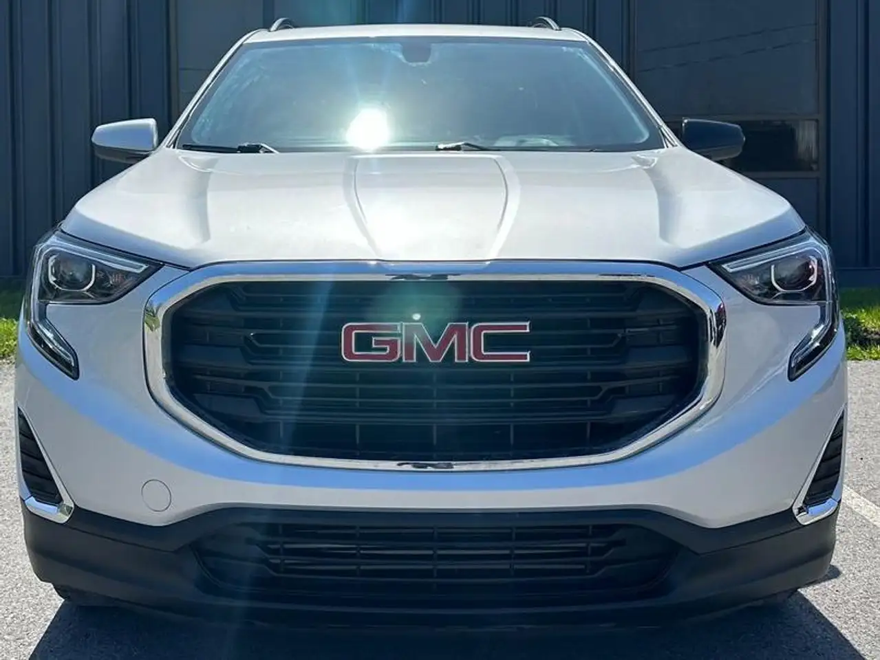 GMC Terrain photo GMC Terrain