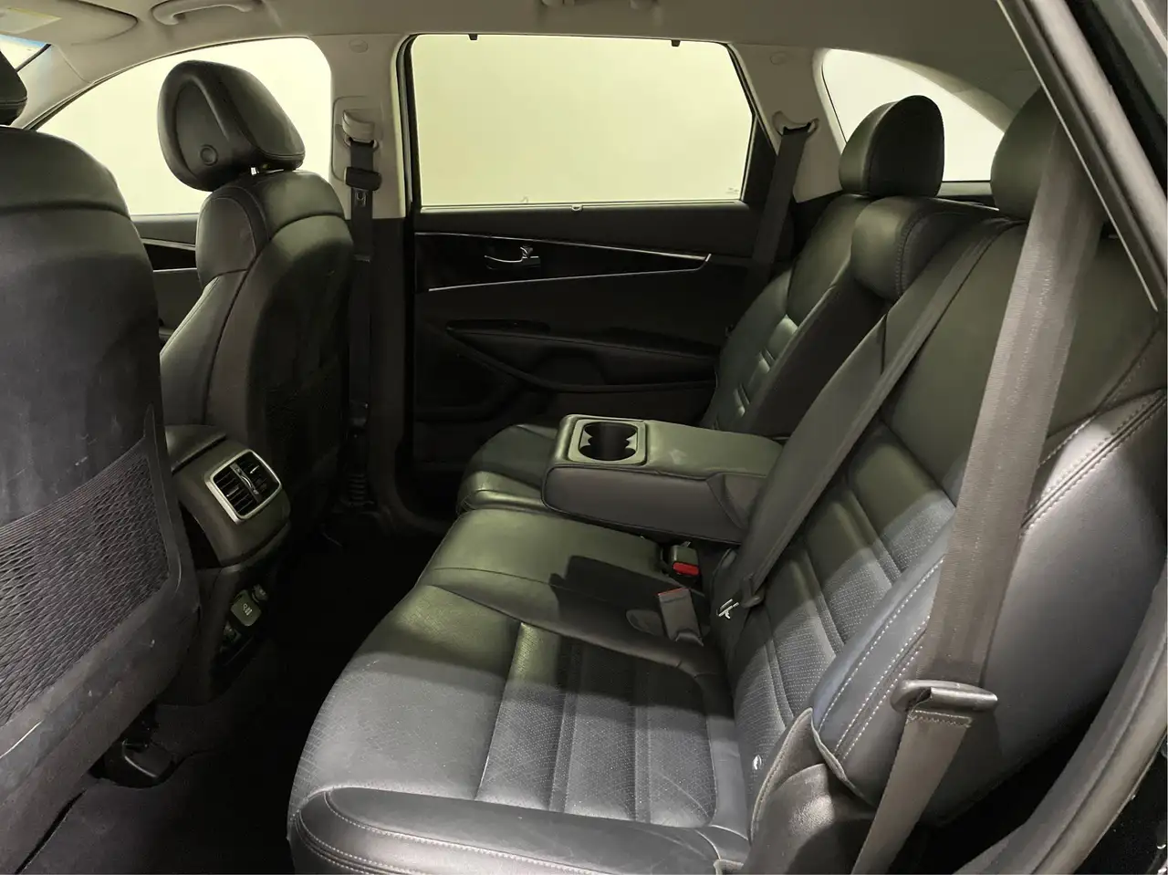 Kia Sorento снимка Kia Sorento