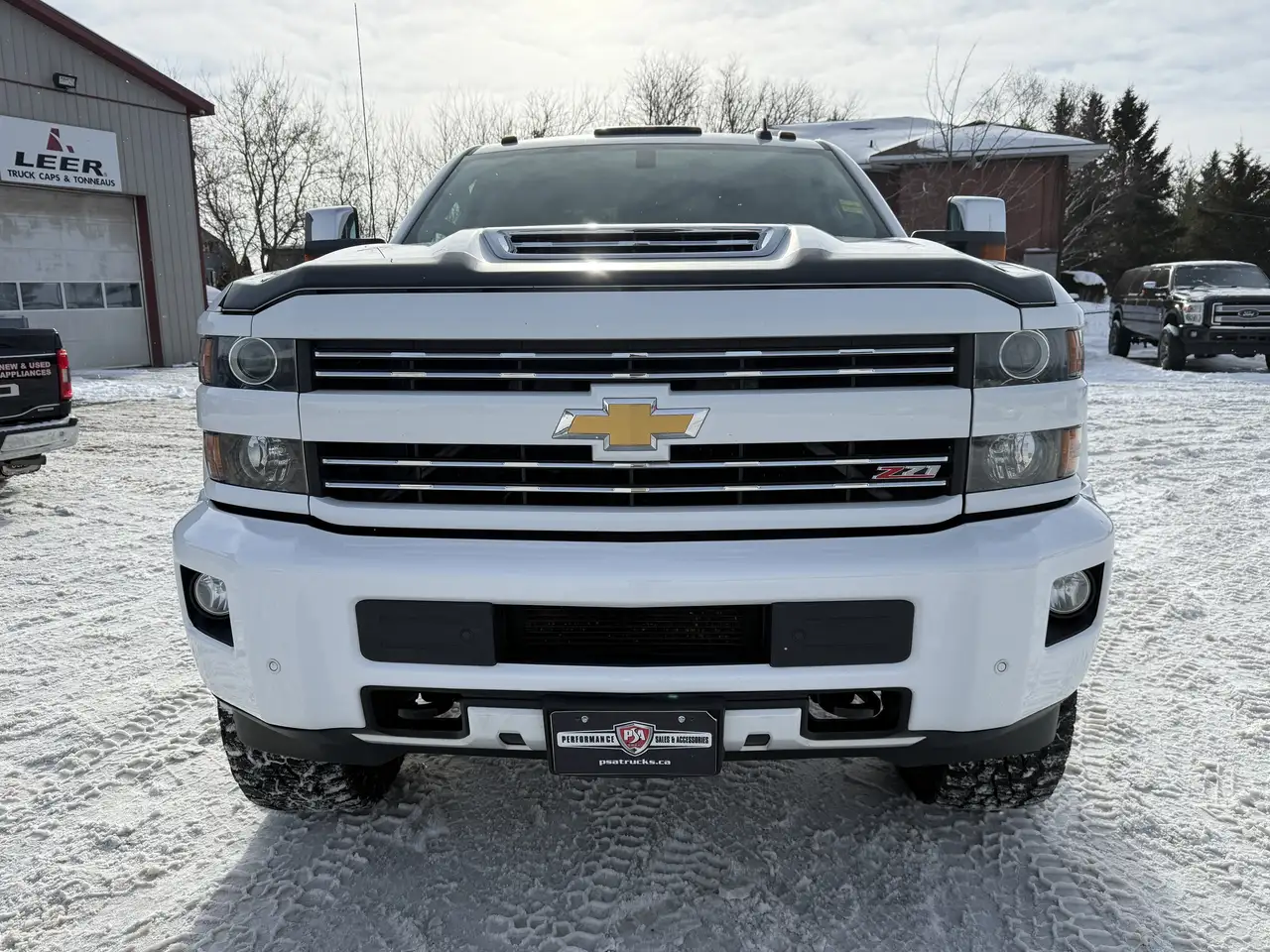 Chevrolet Silverado 2500 снимка Chevrolet Silverado 2500
