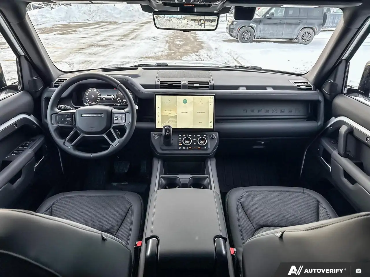 Land Rover Defender снимка Land Rover Defender