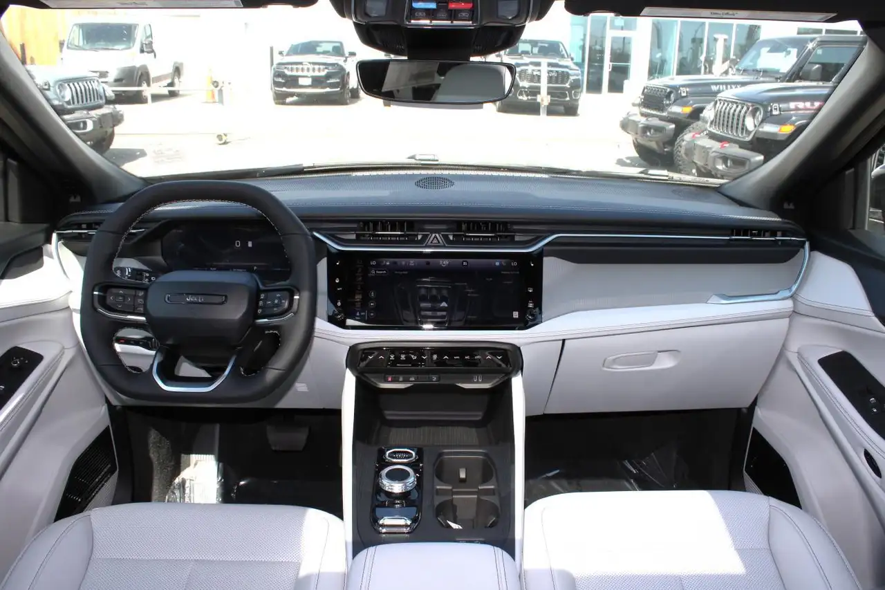 Jeep Cherokee photo Jeep Cherokee