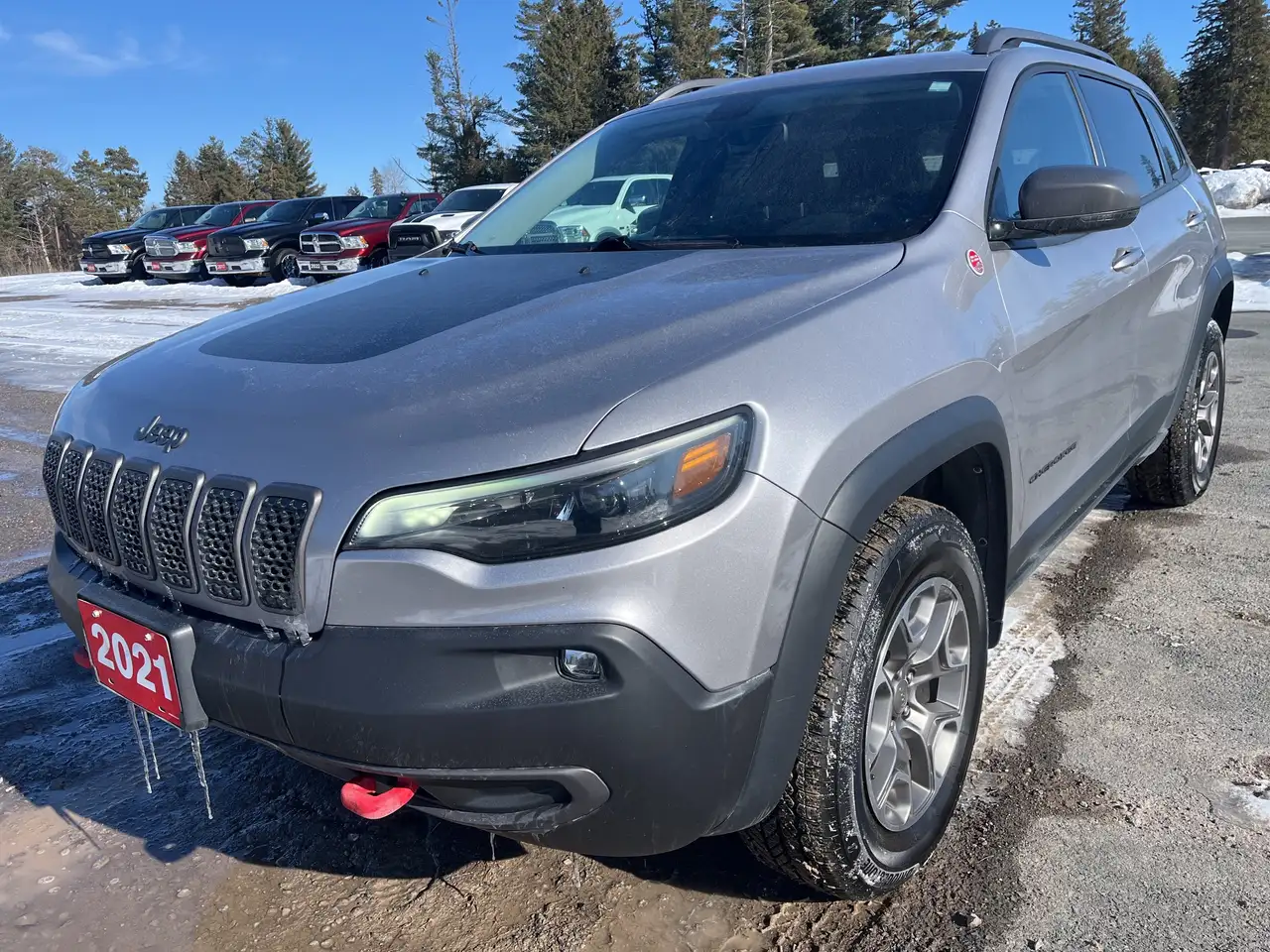 Jeep Cherokee снимка Jeep Cherokee