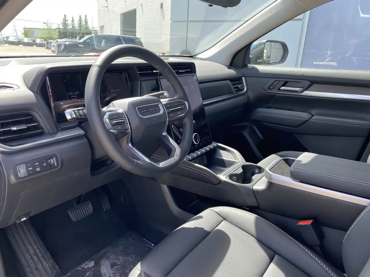 GMC Terrain photo GMC Terrain