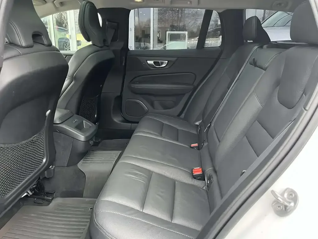 Volvo V60 снимка Volvo V60