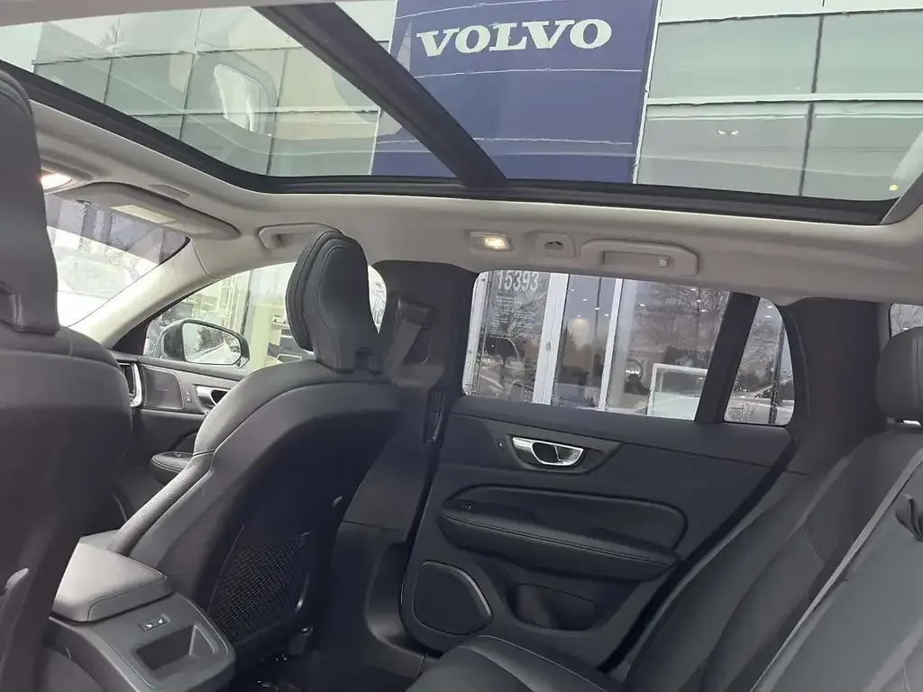 Volvo V60 снимка Volvo V60