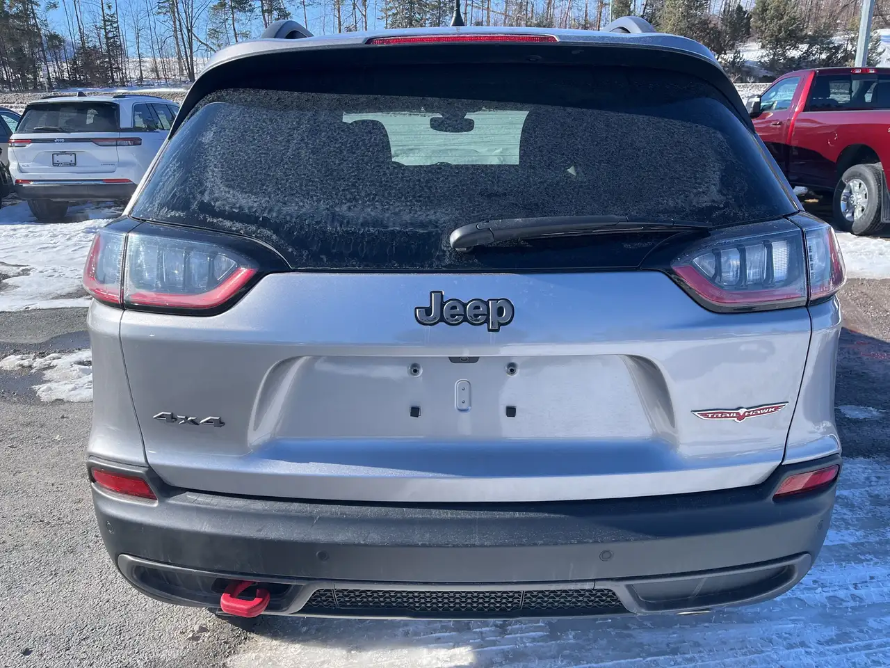 Jeep Cherokee снимка Jeep Cherokee
