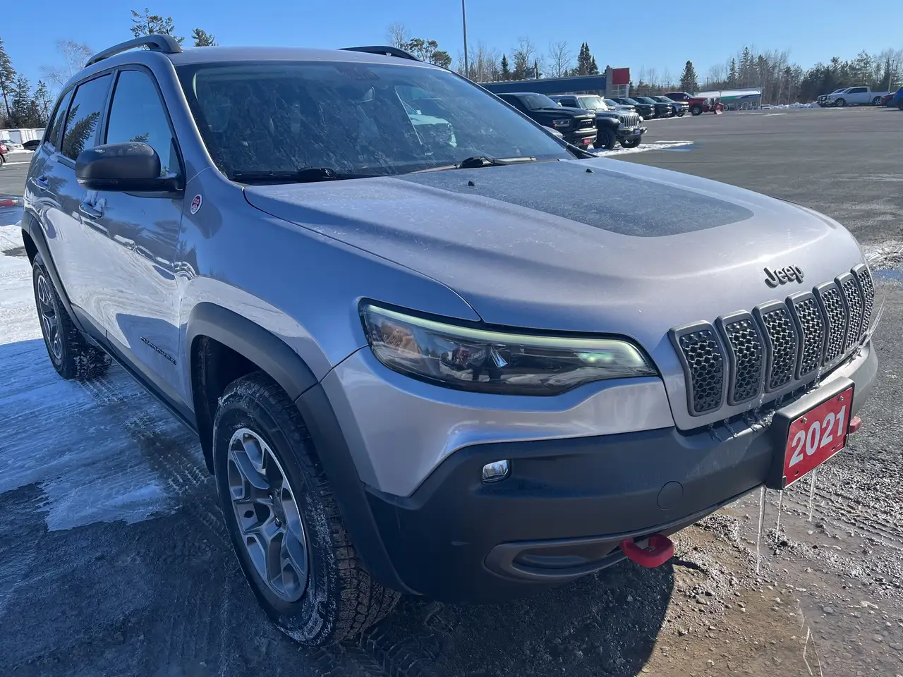 Jeep Cherokee снимка Jeep Cherokee