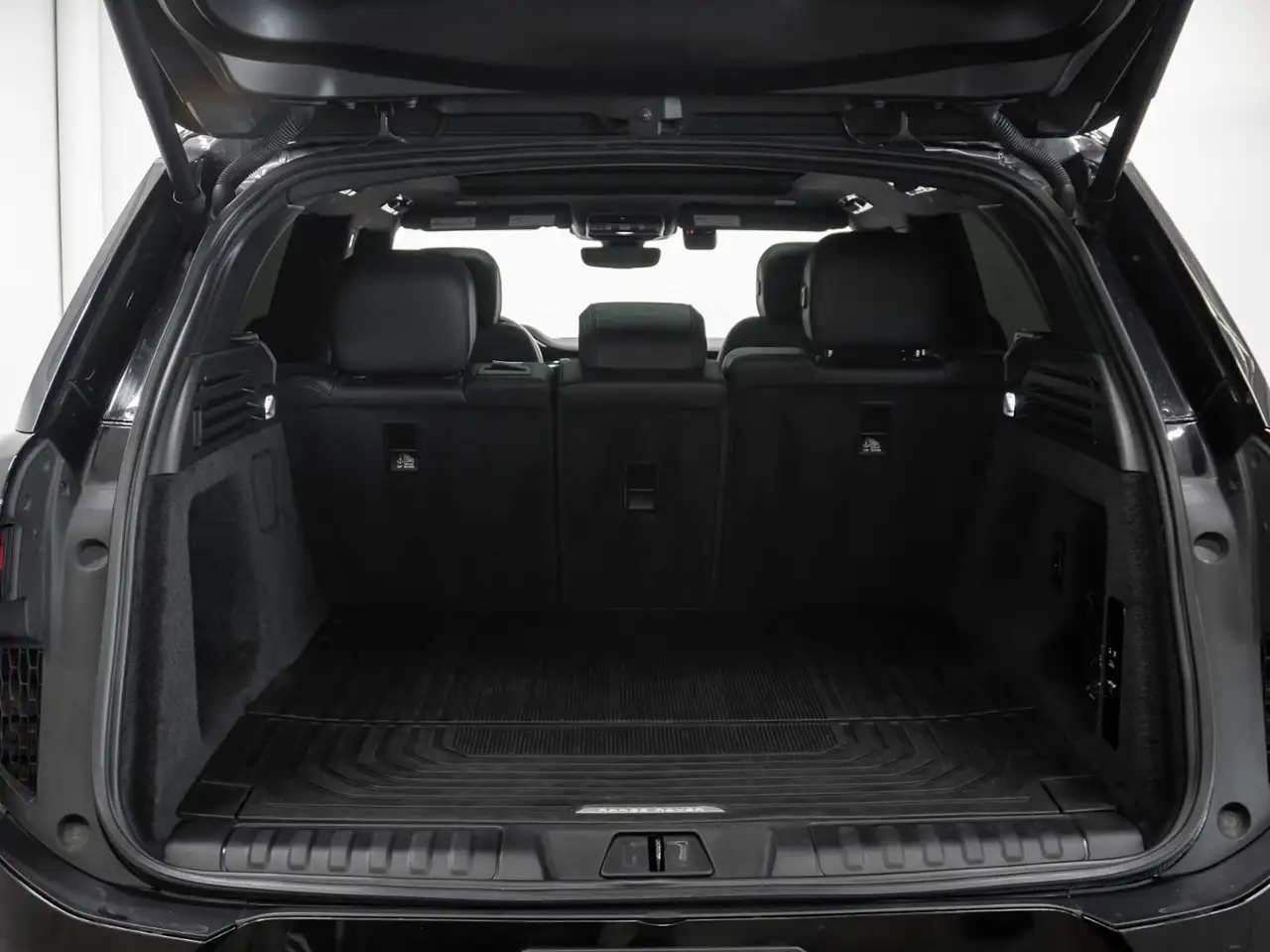 Land Rover Range Rover Sport снимка Land Rover Range Rover Sport