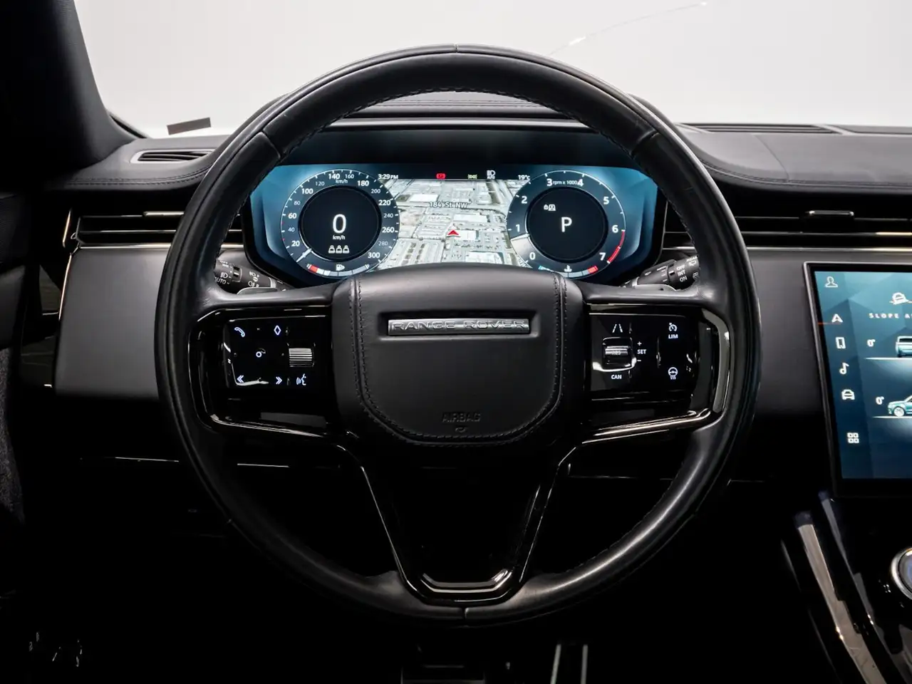 Land Rover Range Rover Sport снимка Land Rover Range Rover Sport