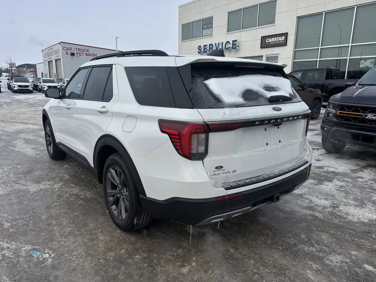 Ford Explorer снимка Ford Explorer