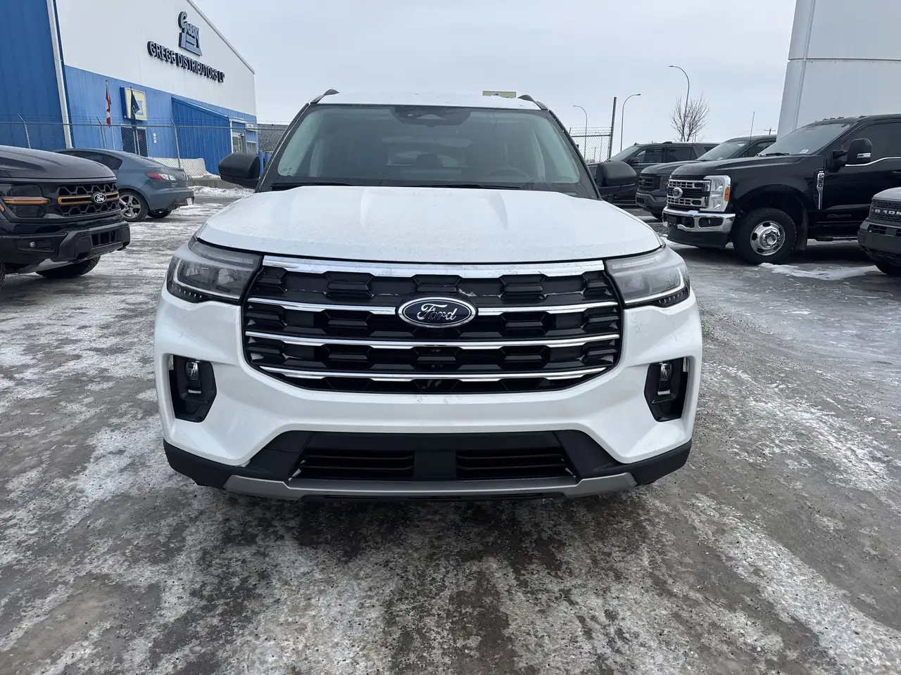 Ford Explorer снимка Ford Explorer