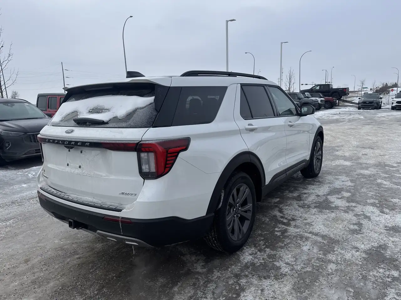 Ford Explorer снимка Ford Explorer