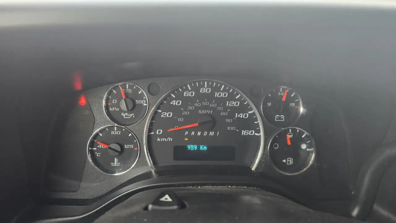 Chevrolet Express photo Chevrolet Express