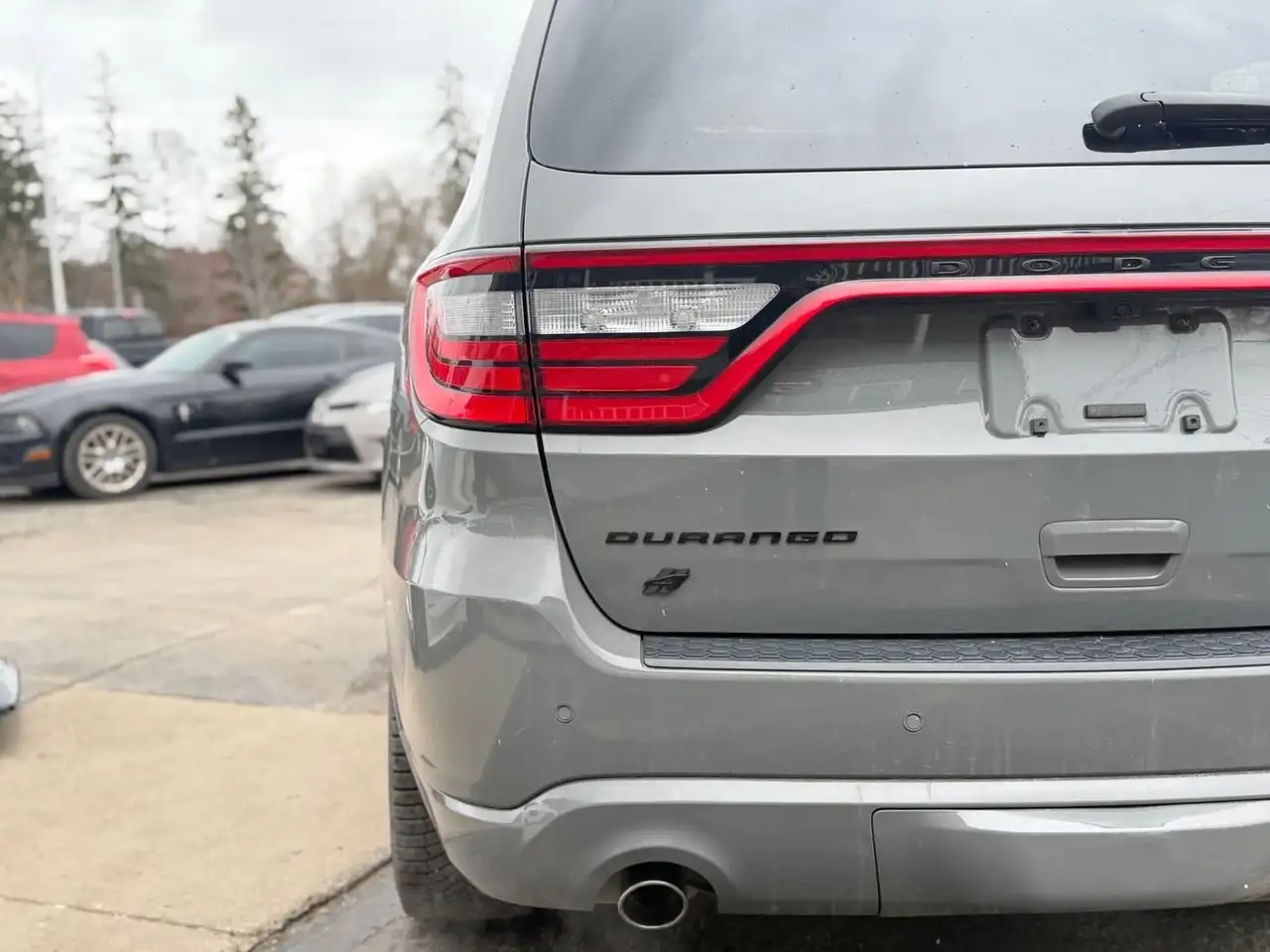 Dodge Durango снимка Dodge Durango