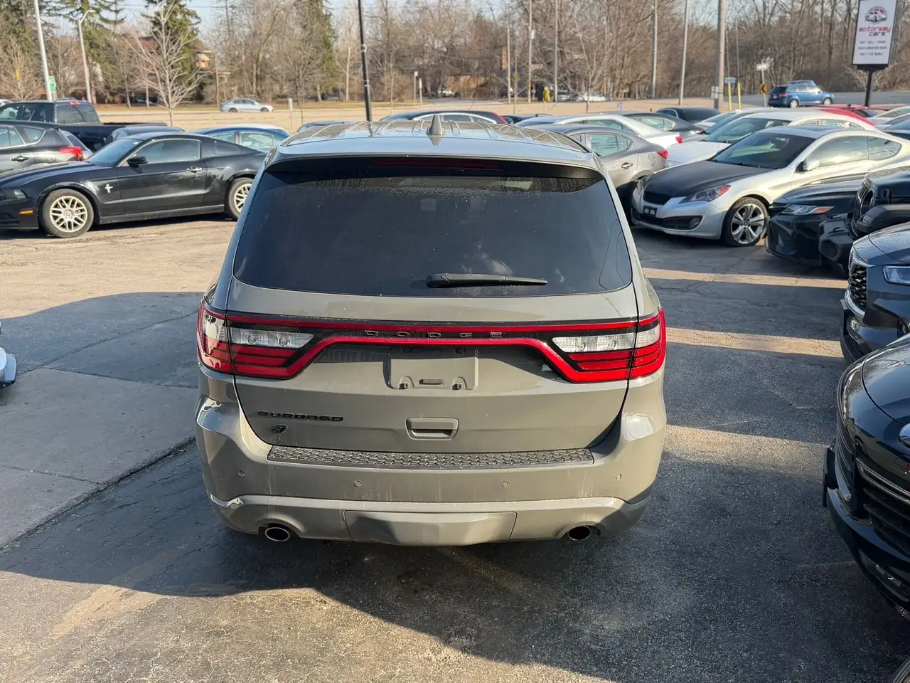 Dodge Durango снимка Dodge Durango