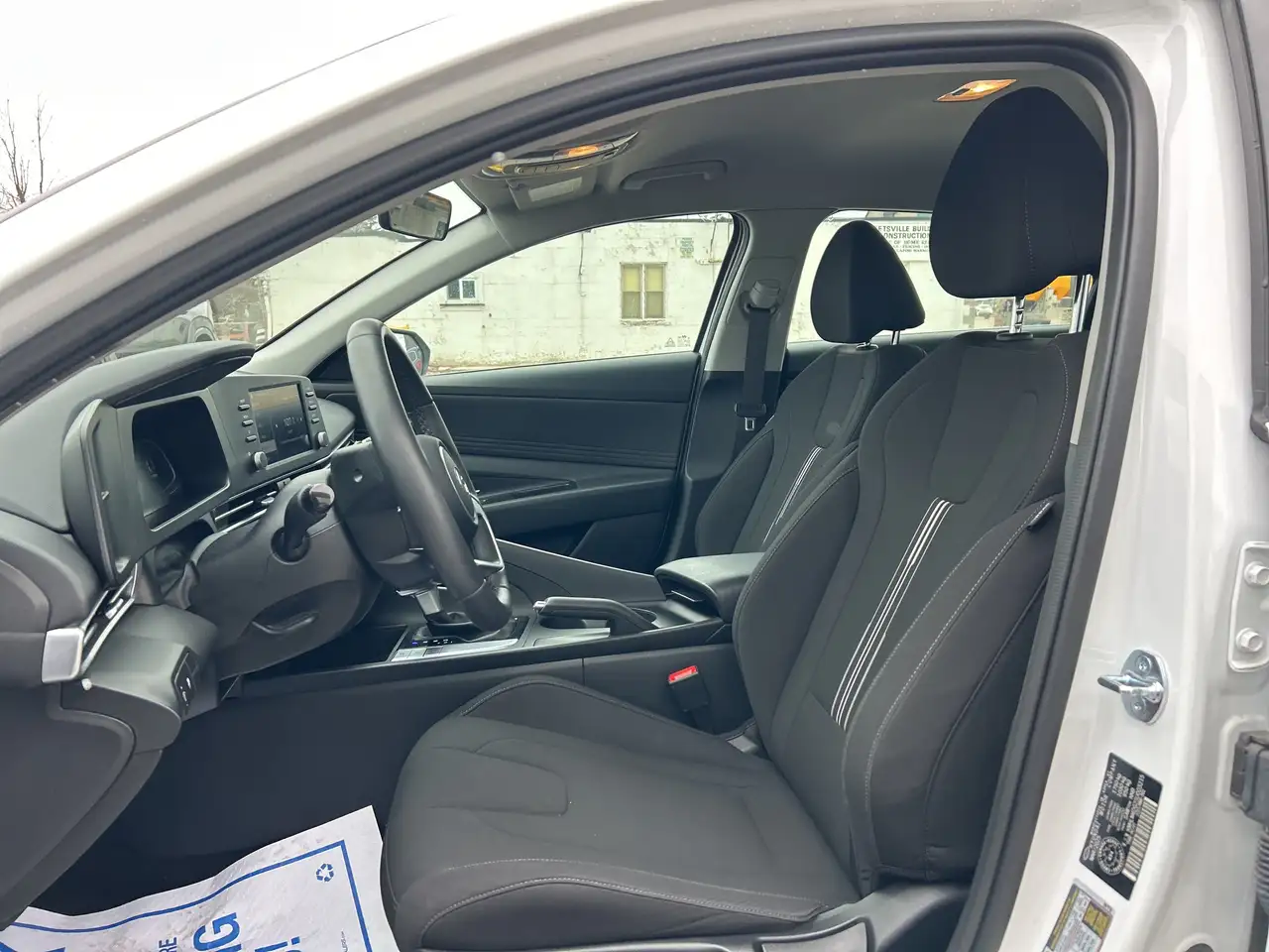 Hyundai ELANTRA снимка Hyundai ELANTRA